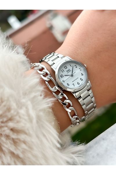 Q&Q Brand Steel Strap, Waterproof, Silver Color Small Case Women's Wristwatch+bracelet