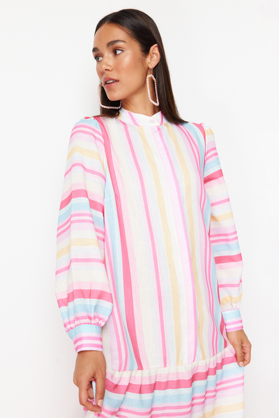 Trendyol Modest Růžové pruhované sukně volánkové tkané šaty TCTSS24EB00105