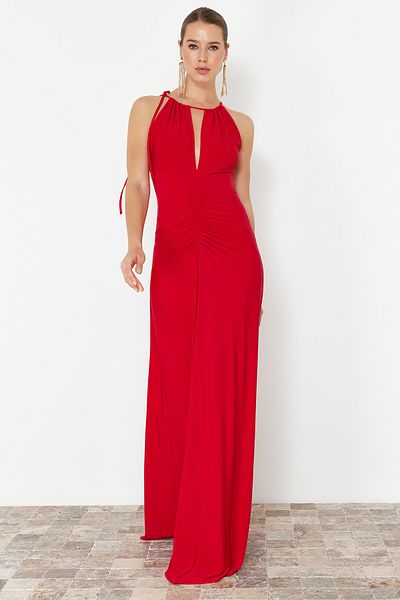 Trendyol Collection Piros, A-kivágású, részletes, hosszú kötött estélyi ruha - TPRSS24AE00049