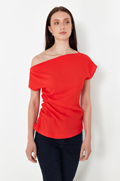 Trendyol Collection Κόκκινη υφαντή μπλούζα με λαιμόκοψη TWOSS24BZ00353