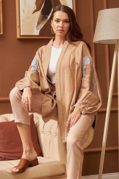 FEMELLE Дамско кимоно със стандартен размер с пайети и бродерия на цветя