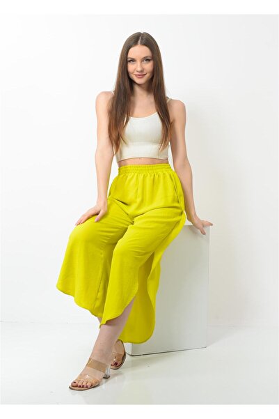 Nuseel Дамски панталони с странични цепки в цвят фисташко зелено