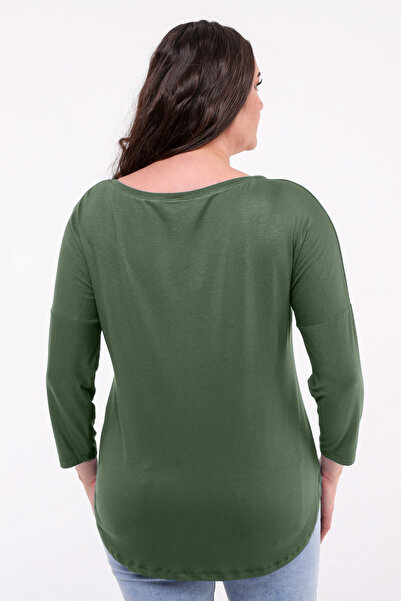 Curvy Trend Μπλούζα με φαρδιά λαιμόκοψη V με μισό μανίκι με οβάλ σχισμή