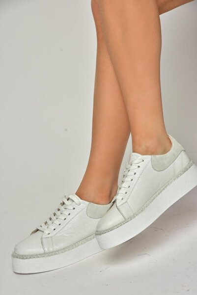 Fox Shoes P555200903 Bílé tenisky z pravé kůže