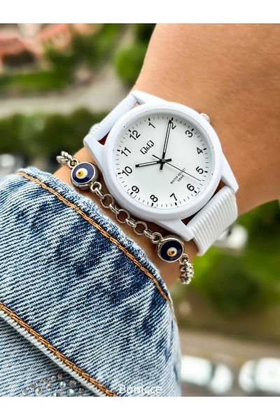 Q&Q White Color Silicone Cord, 10 Bar (SUITABLE FOR POOL, SEA USE) Sports Women's Wristwatch Bracelet