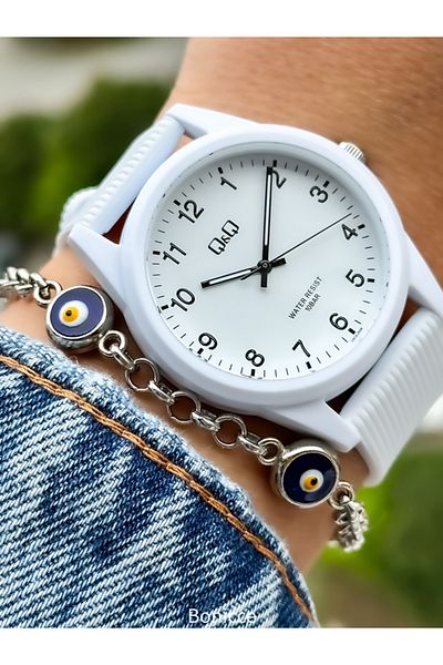Q&Q White Color Silicone Cord, 10 Bar (SUITABLE FOR POOL, SEA USE) Sports Women's Wristwatch Bracelet