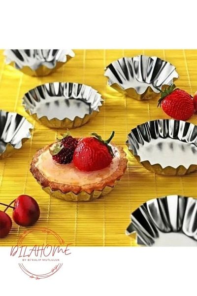 DİLAHOME 12 Pieces Stainless Cake Mold, Cupcake, Tart, Tartolet, Brownie, Topcakes, Muffin Mold
