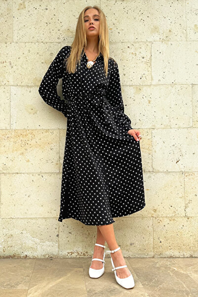 Trend Alaçatı Stili Γυναικείο πουκάμισο με μαύρο πουά σχέδιο ALC-X6247