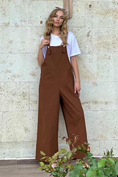 Trend Alaçatı Stili Brauner Gabardine-Gärtner-Jumpsuit für Damen mit Taschen auf der Vorderseite ALC-X12186