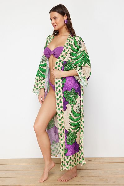 Trendyol Collection Tropisch gemusterter, gewebter Midi-Kimono und Kaftan mit Gürtel TBESS21KM0171