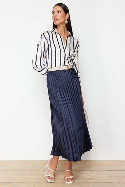 Trendyol Collection Szatén maxi szoknya - sötétkék rakott, szőtt, TWOSS24ET00206