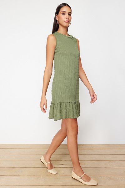 Trendyol Collection Fustă cu textură kaki cu volane, fără mâneci, tricotată elastică, rochie mini TWOSS24EL00885