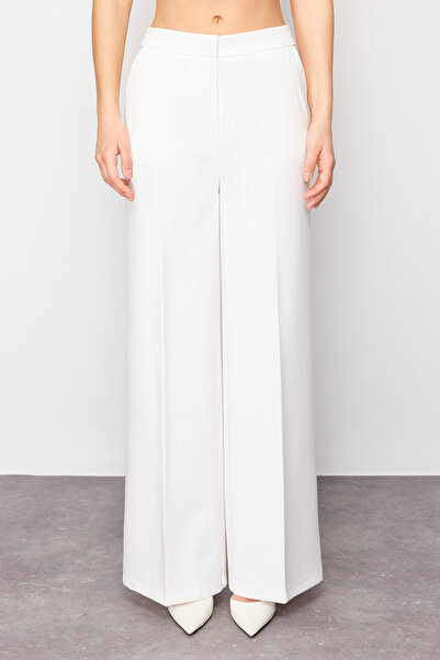 Trendyol Collection Ecru kalhoty s širokým pasem - TWOSS24PL00165