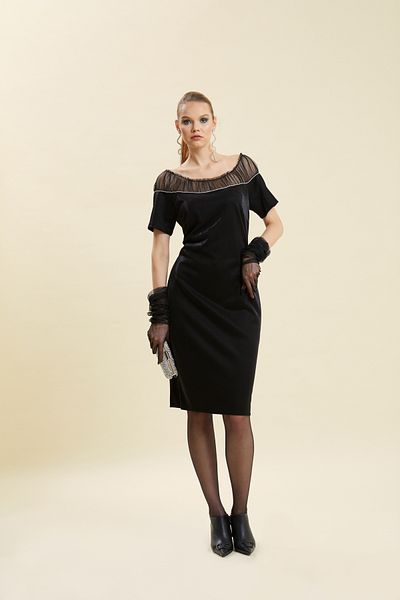 VERDA Tulle Collar Stone Detailed Plus Size Black Evening Dress