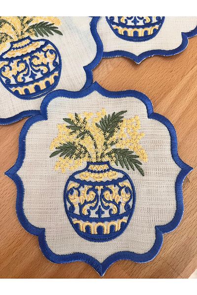Nakışkonsept Mimosa Flower Patterned Embroidered Cocktail Napkin