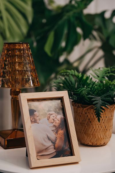 huhuli 10×15 cm Scandinavian Pine Wood Photo Frame – Decorative, Protective Film & Plastic Back Cover