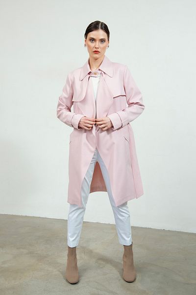 REMILA Lined Trench Coat with Snap Detail on the Collar and Belt Ties