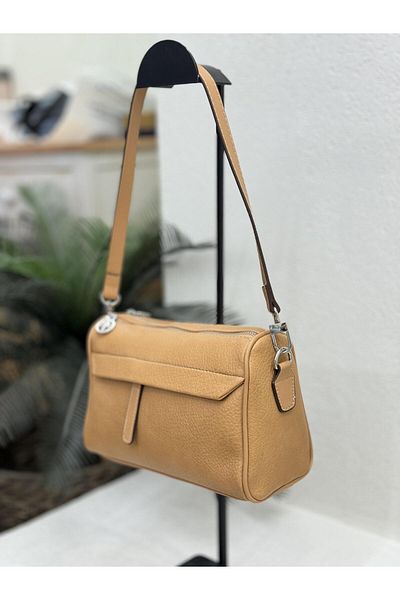 Jacquline IM541 FRONT POCKET DETAIL TWO EYE BOTH HANDLE BOTH CROSS LEATHER BAG WOMEN