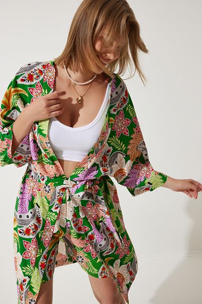 Happiness İstanbul Grünes Sommer-Kimono-Shorts-Set aus Viskose für Damen, BP00161