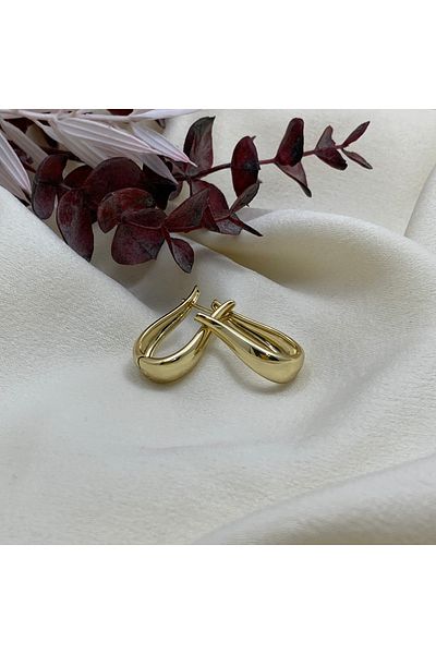 Piaro Collection Tulip Model Earrings - Stylish and Comfortable Design