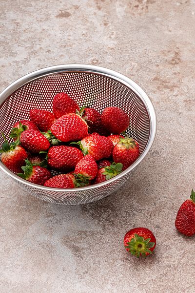Emsan Steel Steel Strainer with a Size of 22.5 cm