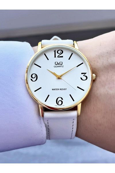 Q&Q  Men's Leather Cord Wristwatch