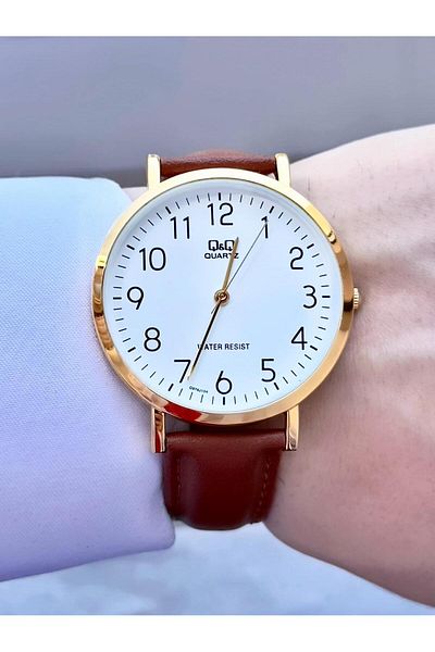 Q&Q  Men's Leather Cord Wristwatch