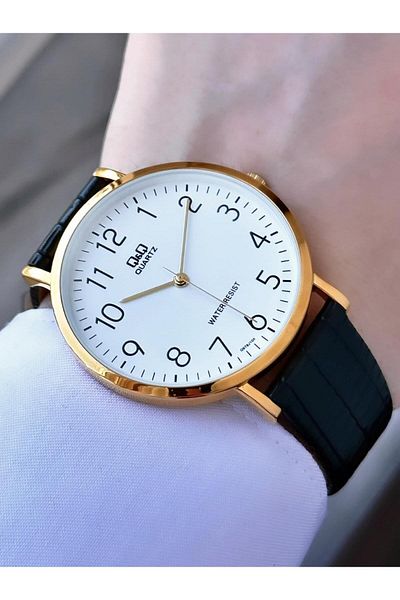 Q&Q Men's Leather Cord Wristwatch