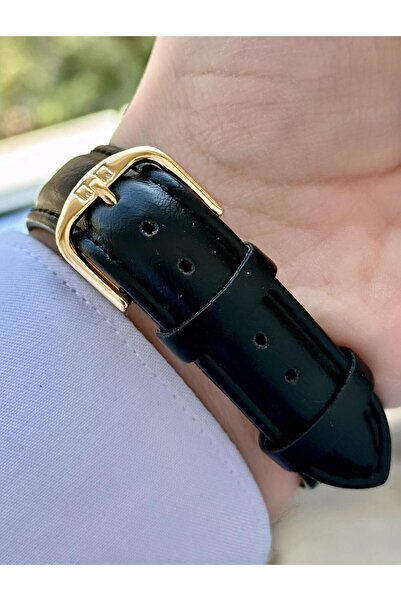 Q&Q Men's Leather Cord Wristwatch