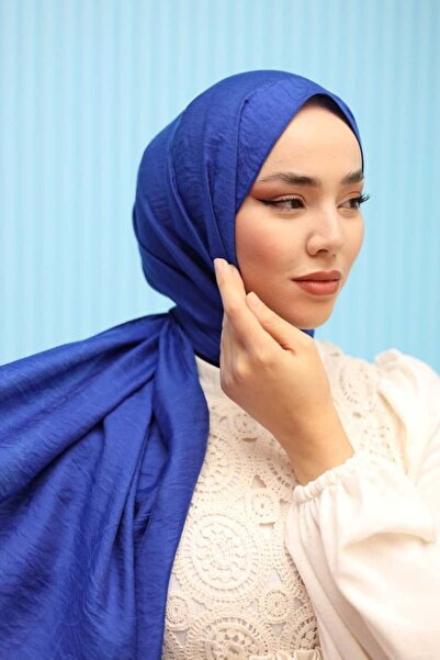 Silk Home Prime 78004-18 Model Shawl