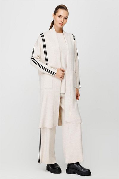 Esswaap Tricotaj cu dungi Detaliate Costum Pantaloni Bej