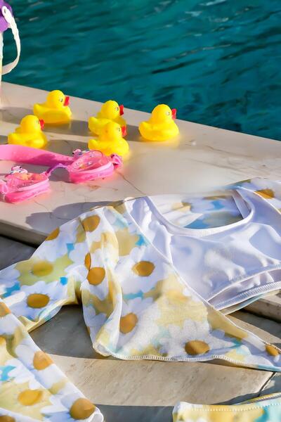 Mayom Kız Çocuk Papatya Desenli Pareolu Bikini Takımı 3'lü Set