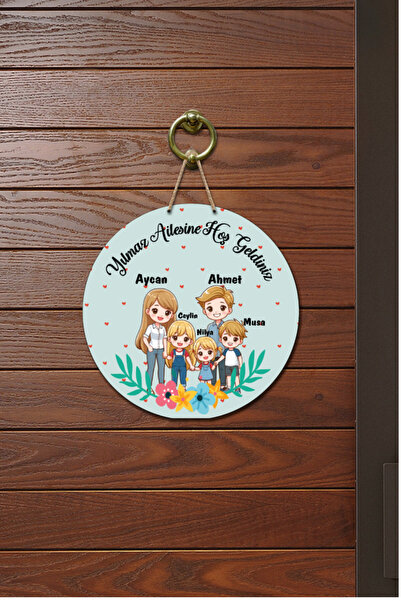 royalmoni Kapı Süsü Geniş Aile Figürlü Hoş Geldiniz Yazılı Ahşap Baskı Kişiye Özel Tasarım