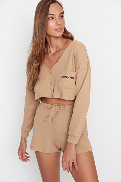 Kolekcia Trendyol Béžová súprava Slogan výšivka Rebrované pletené pyžamo Thmaw22Pt0229