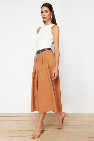Trendyol Collection Tkané kalhoty hnědého sukně s páskem TWOSS24PL00133