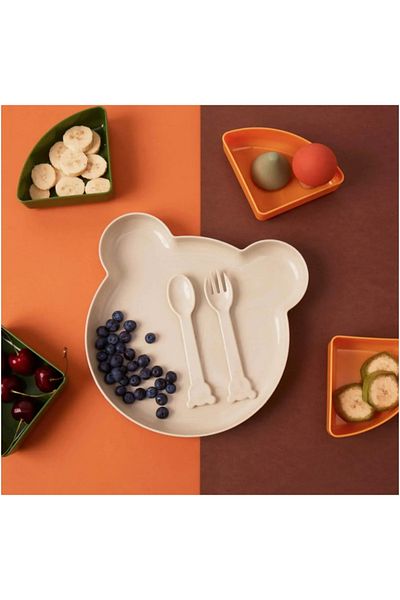 stilsenin34 4 Compartment Food Feeding Plate and Fork Spoon Set (7 Pieces) green