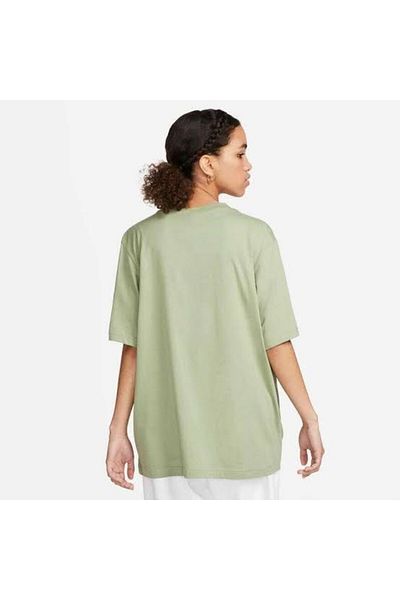 Nike Sportswear Loose Fit Short-Sleeve Women's T-Shirt