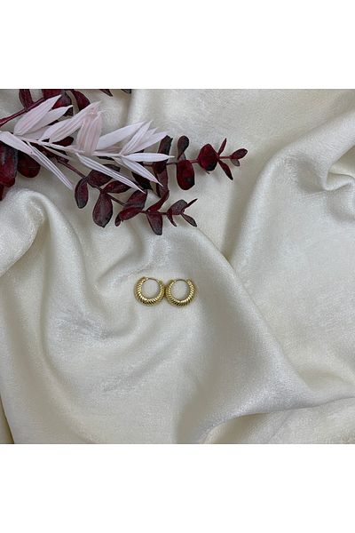 Piaro Collection Patterned Twisted Earrings