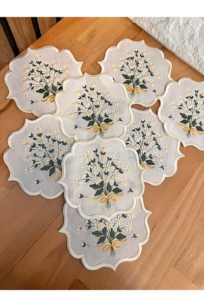 Nakışkonsept Papatya Model 6-Piece Embroidered Cocktail Coffee Presentation Napkin