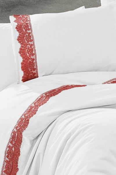 Evlen Home Collection Σετ Παπλωματοθήκη με Δαντέλα Nirvana 100% Βαμβάκι Διπλό (3 Τεμάχια) Κρεμ κόκκινο