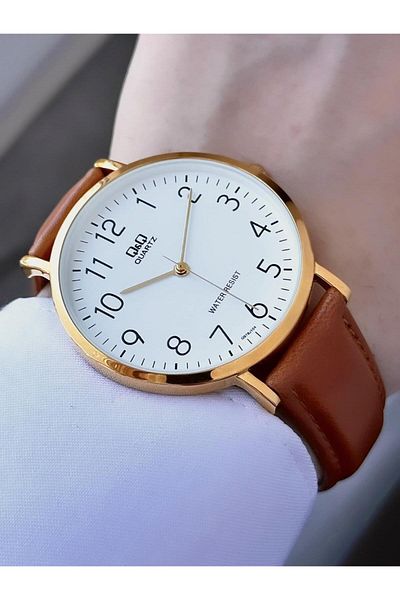 Q&Q Men's Leather Cord Wristwatch