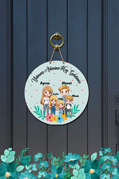 royalmoni Kapı Süsü Geniş Aile Figürlü Hoş Geldiniz Yazılı Ahşap Baskı Kişiye Özel Tasarım