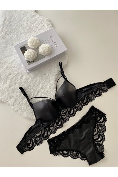 Genel Markalar İpli Siyah Deri Dolgulu Sütyen Takımı