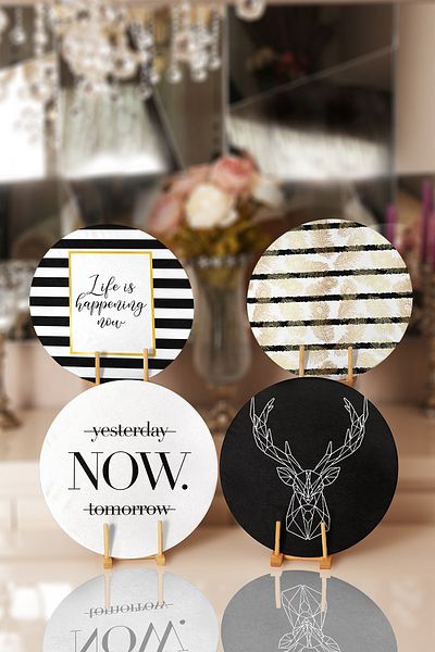 Realhomes 4-Piece Black White Deer & Gold Detailed Placemat & Supla