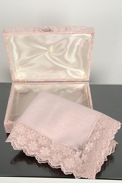 Selin Table Cover