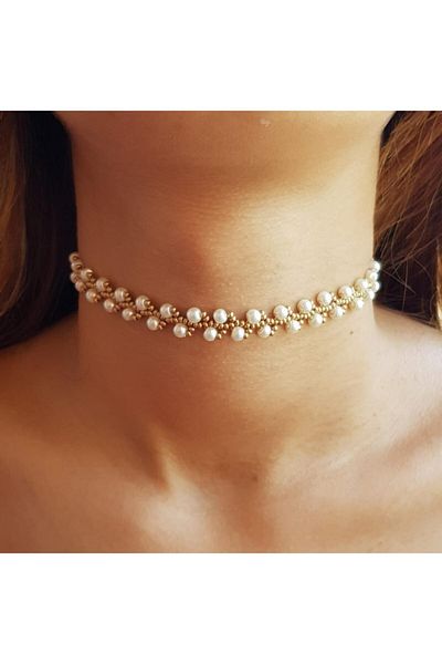 Handmade By HLY قلادة نسائية بتفاصيل من اللؤلؤ الأبيض - فرع الربيع