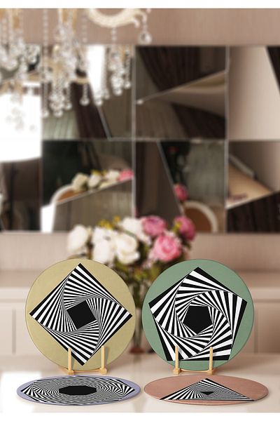Realhomes 4-Piece Hypnosis Spiral Designed Placemat & Supla