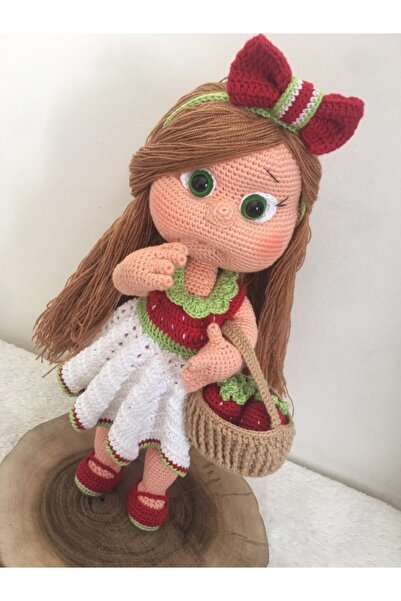 OYUNCAKPARK Mia Çilek Kız Amigurumi Organik Oyuncak