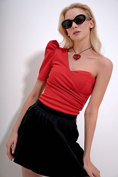 Trend Alaçatı Stili Rote Bluse mit einschultriger Schulter für Damen ALC-X11799
