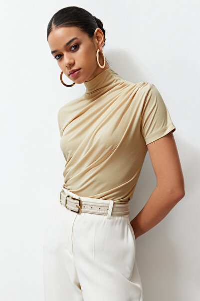 Trendyol Collection Stretchy Knitted Blouse - Short Sleeve, Stand Collar, Stone Drawstring Detail - Fitted Twoss24Bz00426